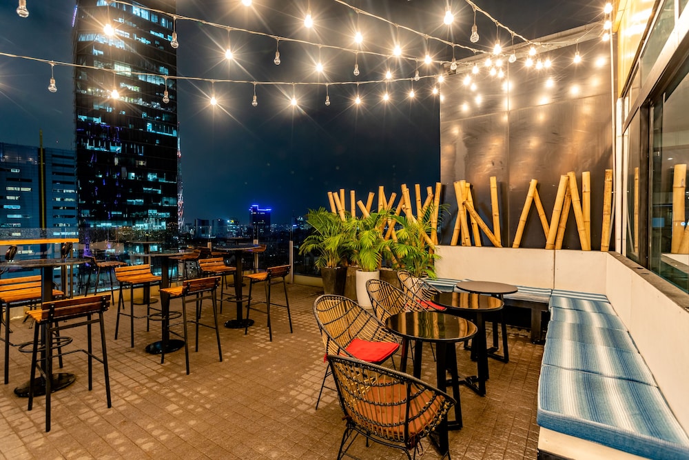 Bay Hotel Ho Chi Minh 61/66