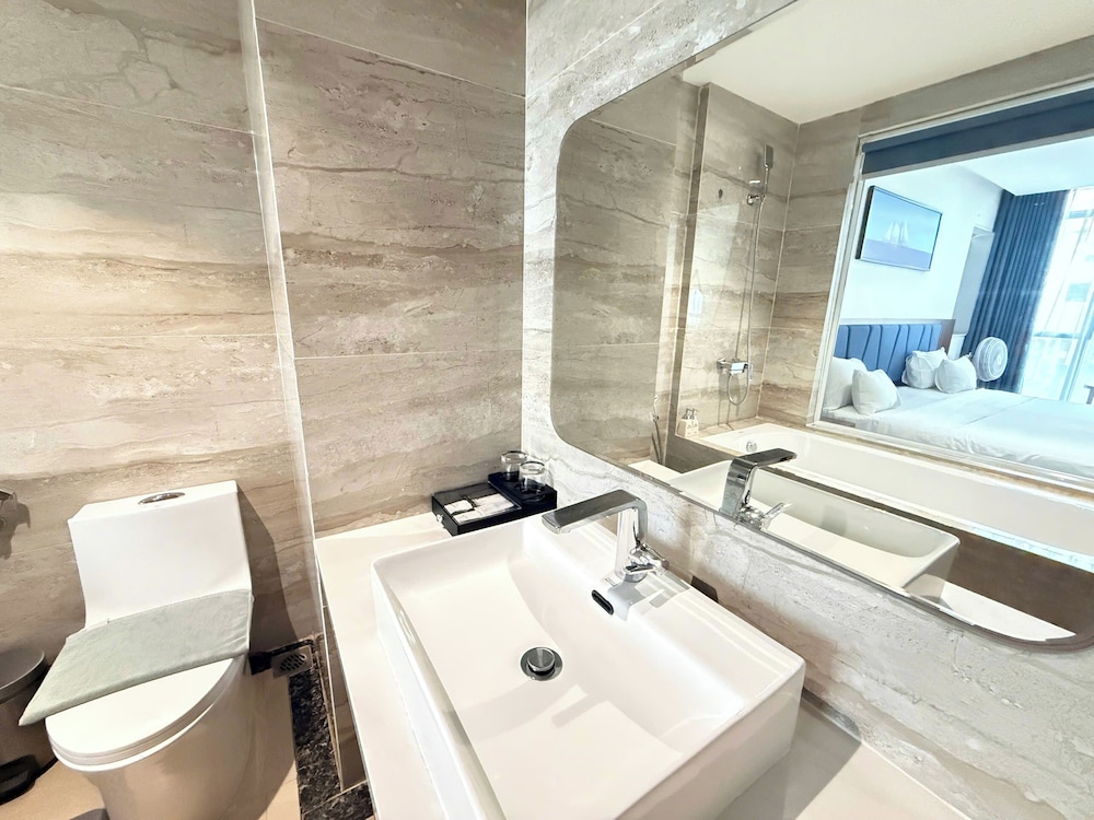 Ruby Star Hotel Da Nang 44/44
