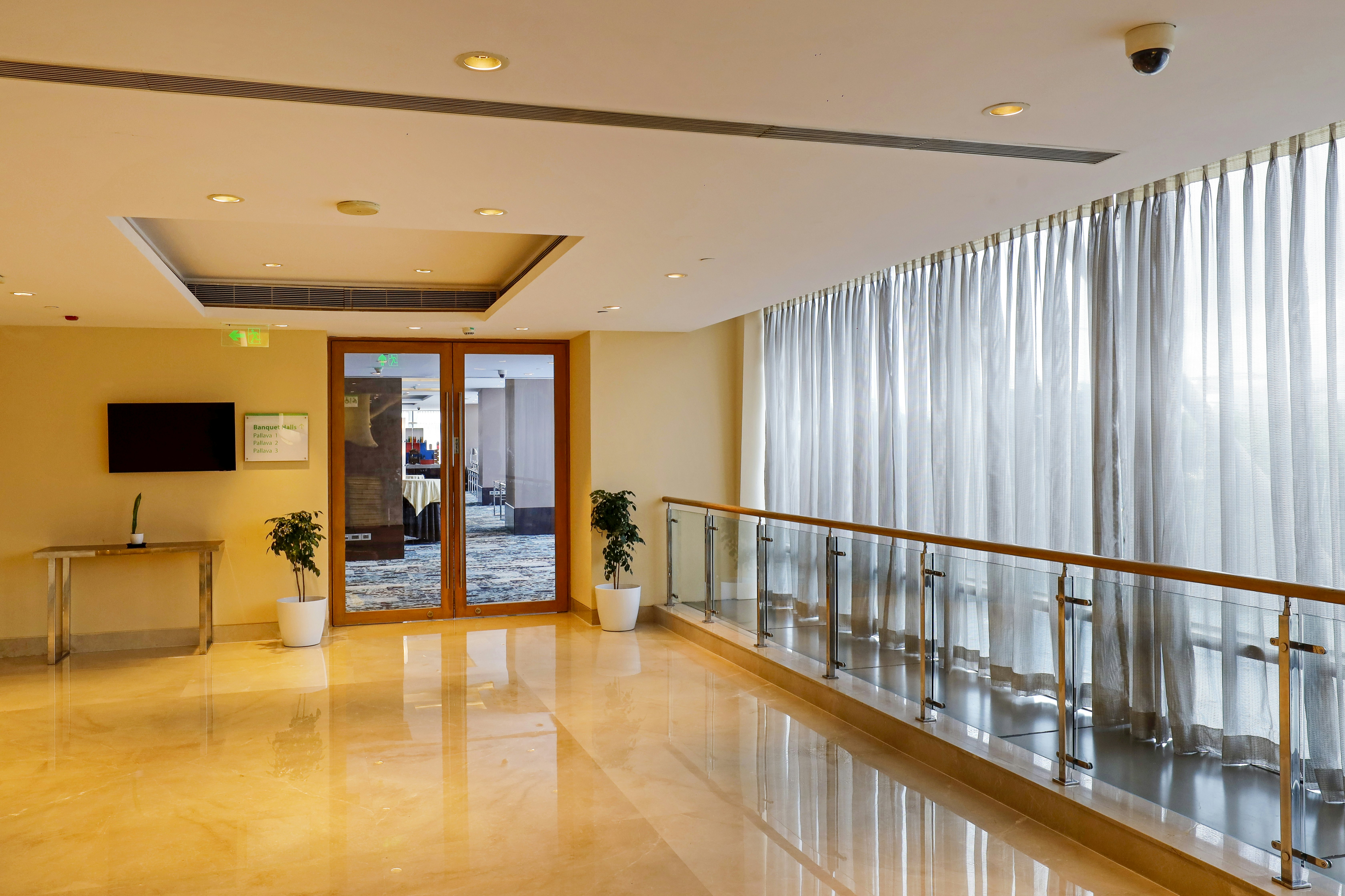 HOLIDAY INN CHENNAI OMR IT EXPRESSWAY 43/76
