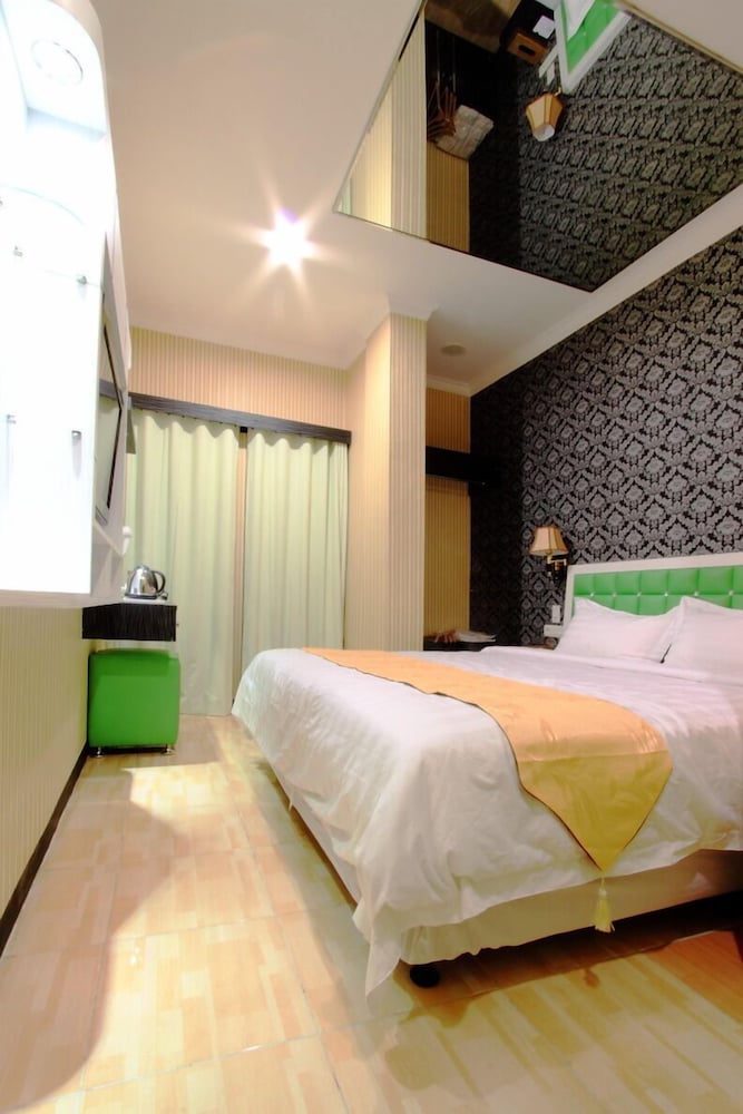 Ro&Vi Hotel Boutique 17/35