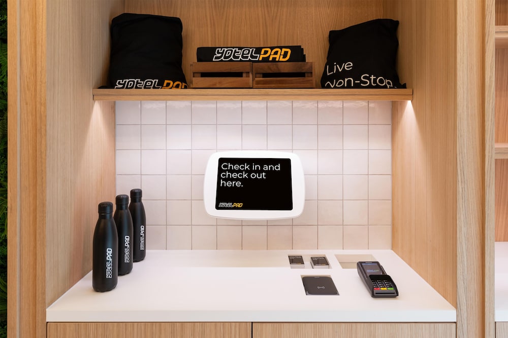 YOTELPAD London Stratford, Select by Hilton 40/50