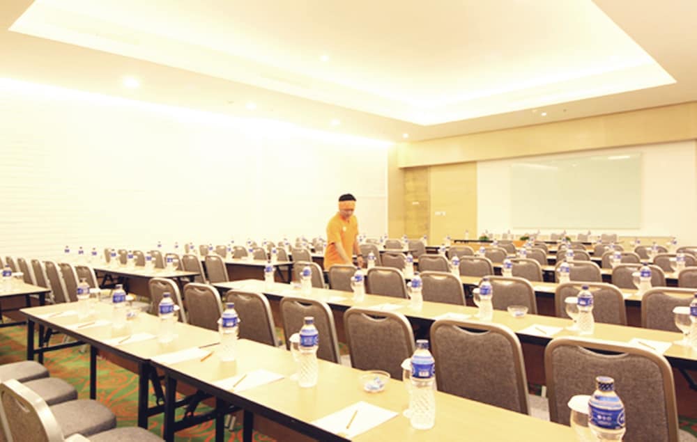 Harris Hotel Conventions Festival Citylink Bandung 42/50