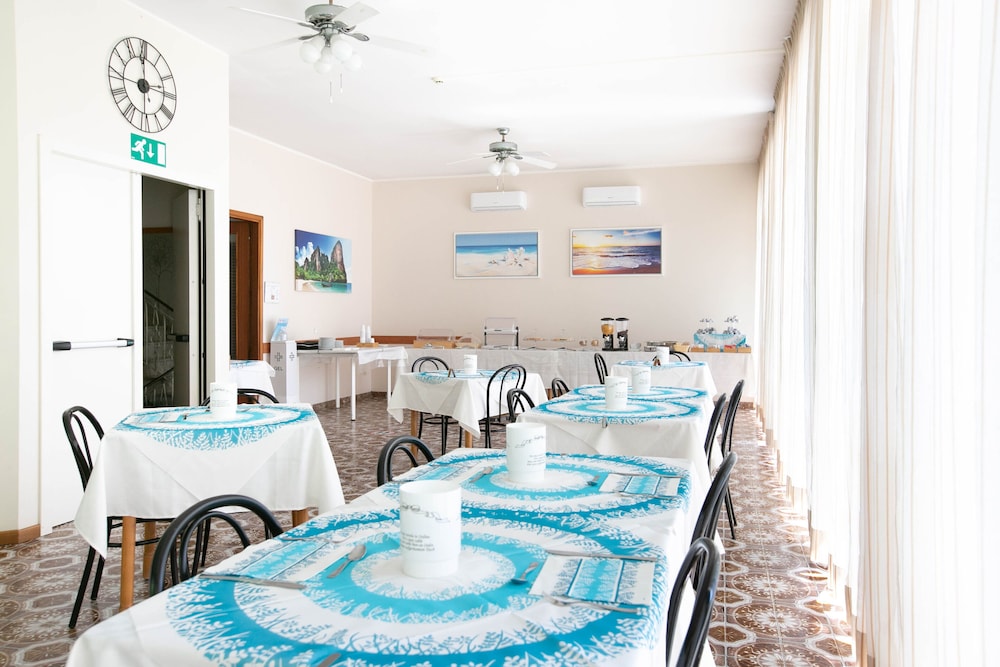 Hotel Mara 49/75