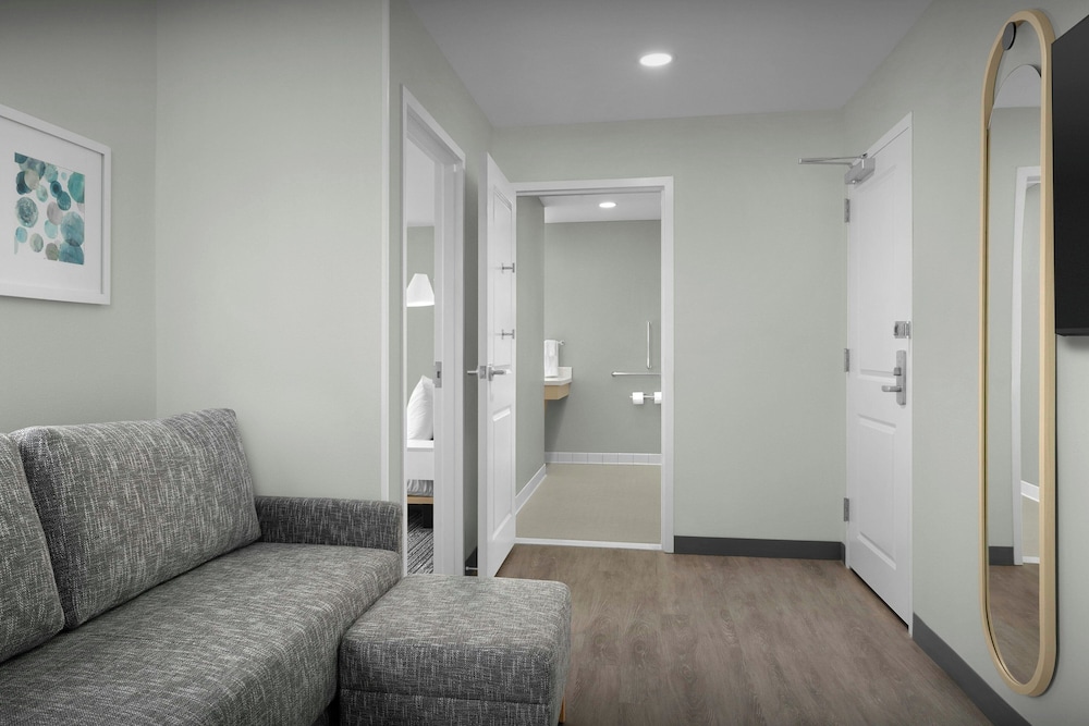 Extended Stay America Annapolis - Admiral Cochrane Drive 37/56