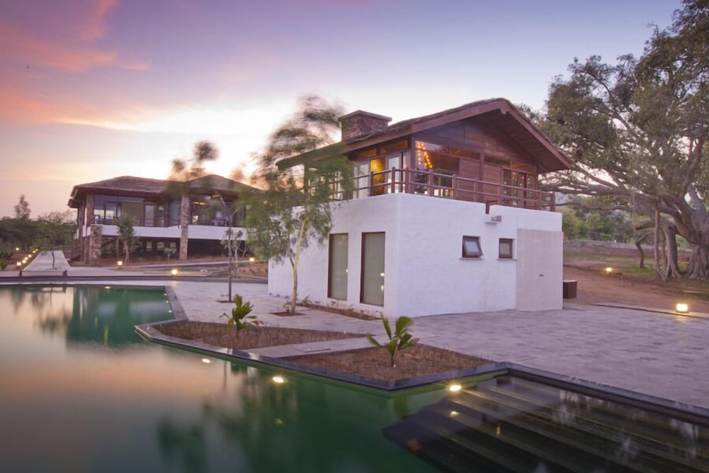 The Serai Bandipur 42/45