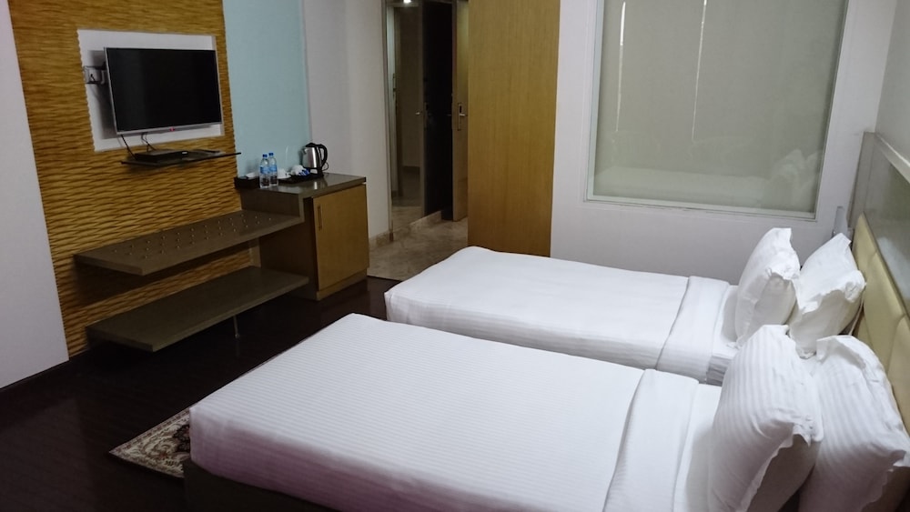 Rosewood International Hotel 17/50