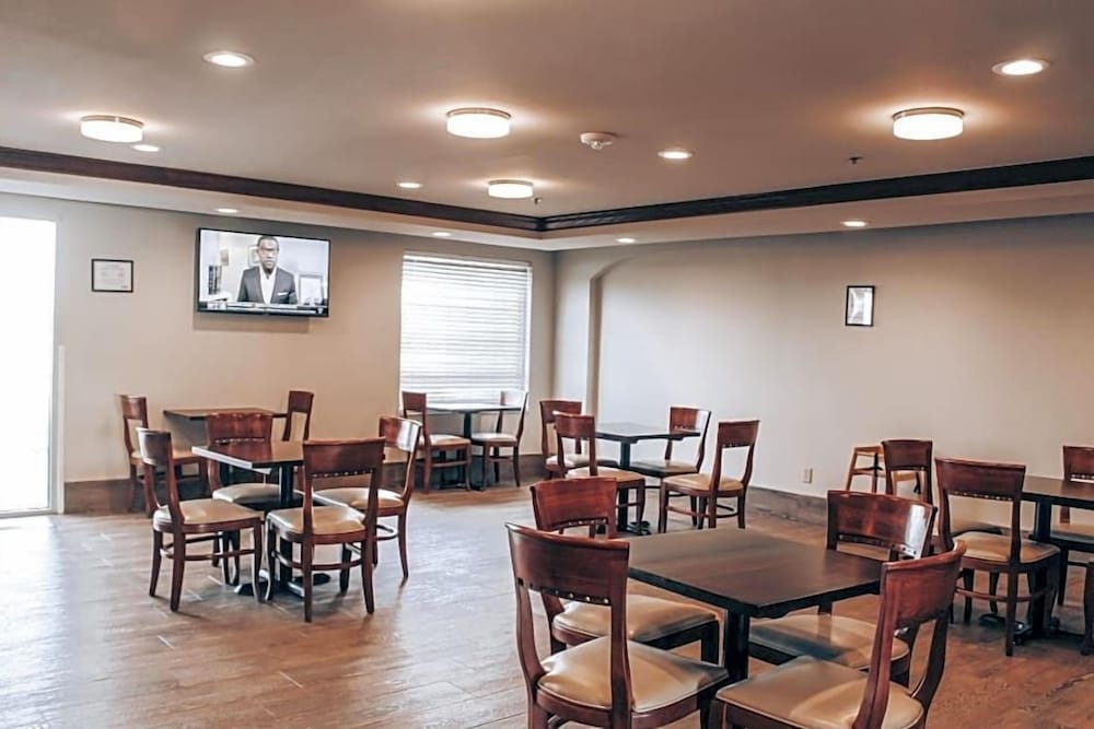 Holiday Inn Express Hotel And Suites Weatherford 30/41