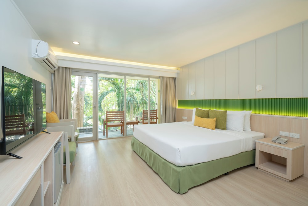 The Green Park Resort 26/65