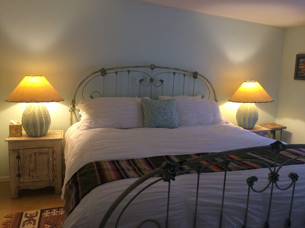 Casa Del Sol Bed And Breakfast 17/68
