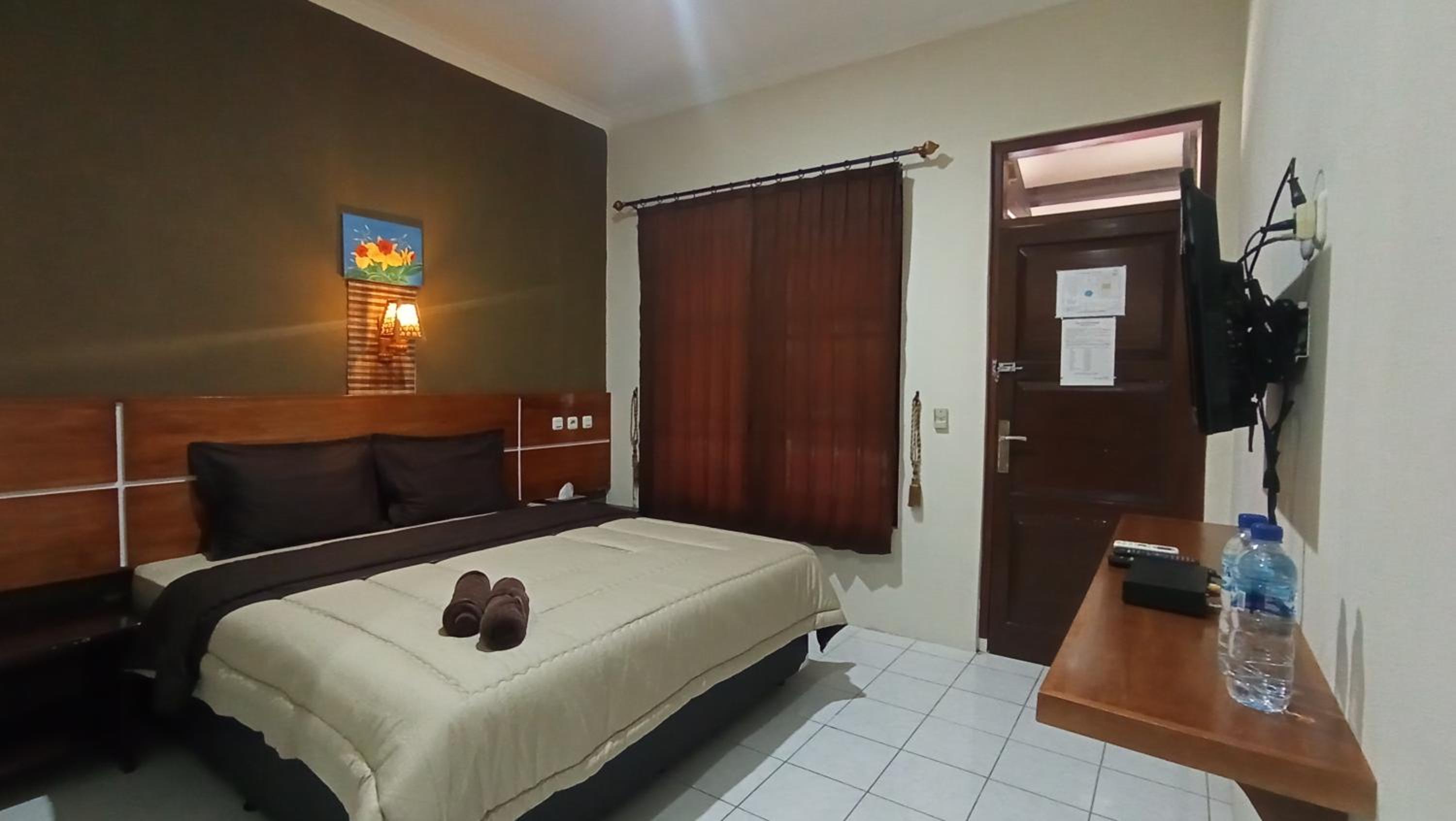 Yokima Beach Hotel 16/43