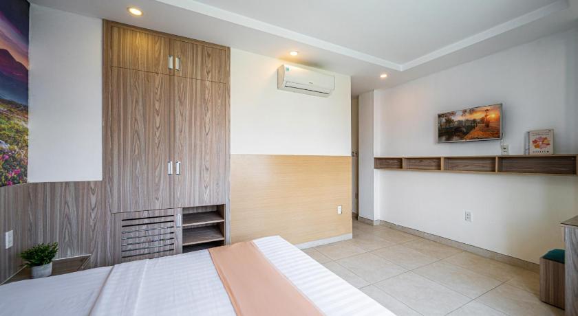 Cozrum - Love Hotel Tran Binh Trong 36/54