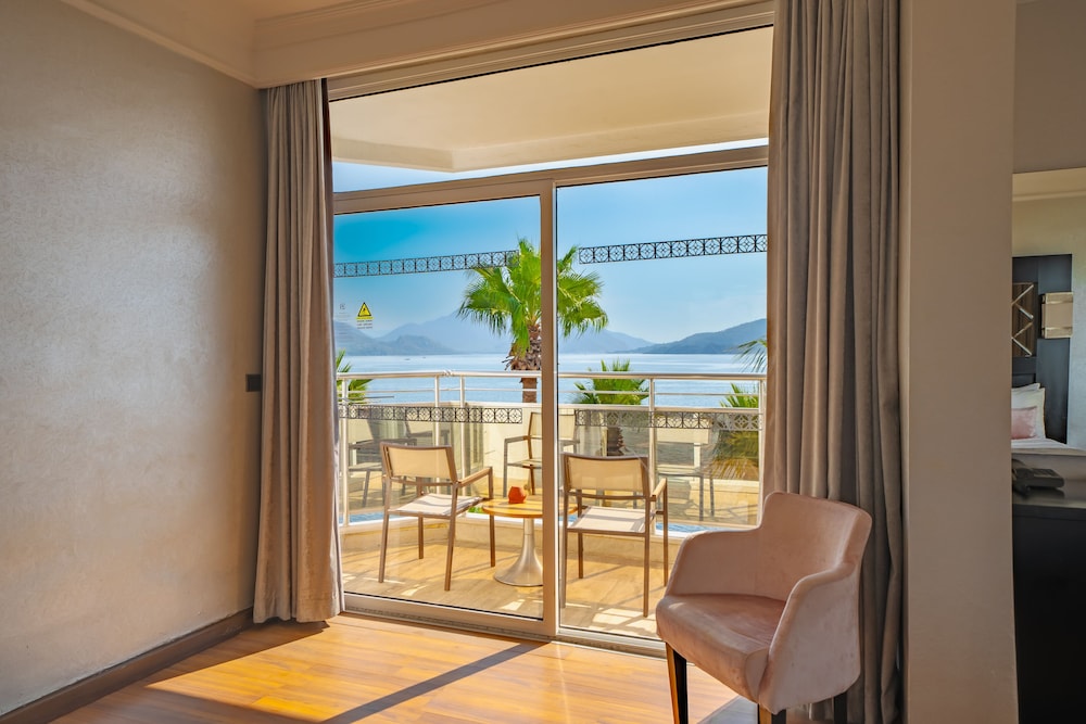 Ideal Prime Beach 12/50