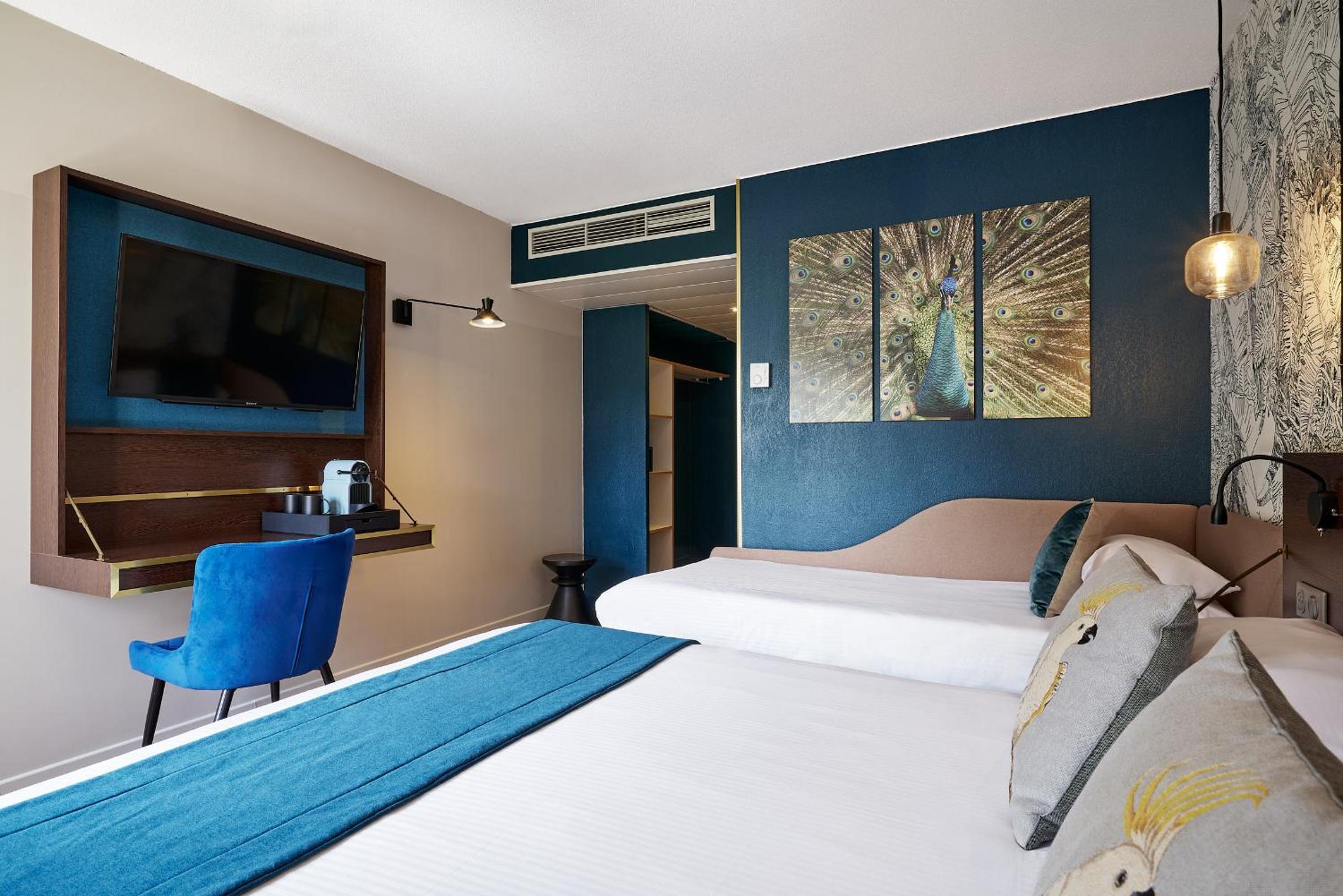 Triple room