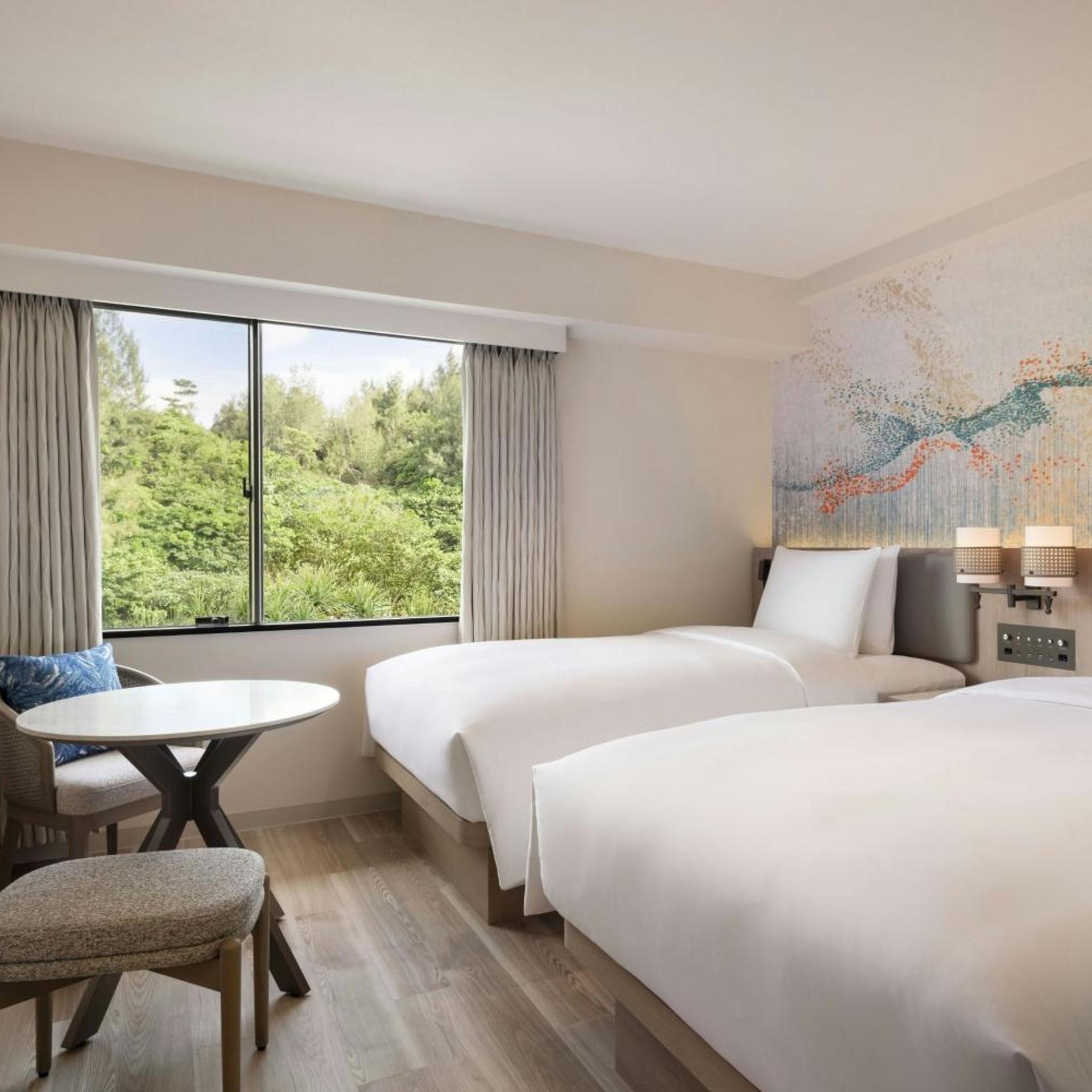 Superior, Twin Beds, Forest View