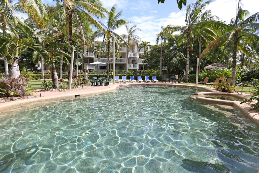 CAIRNS BEACH RESORT 31/49
