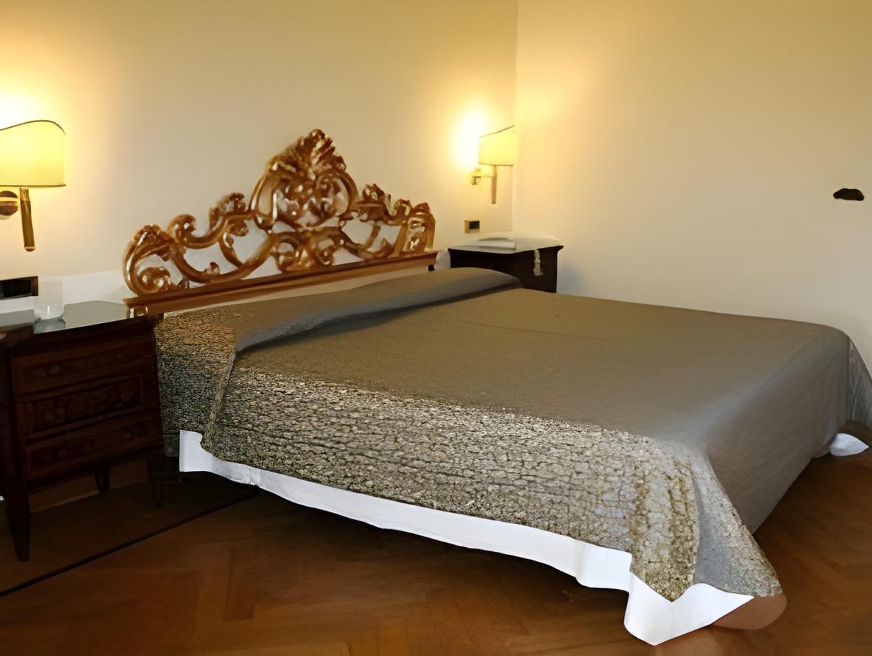 Deluxe, Suite, Double Bed