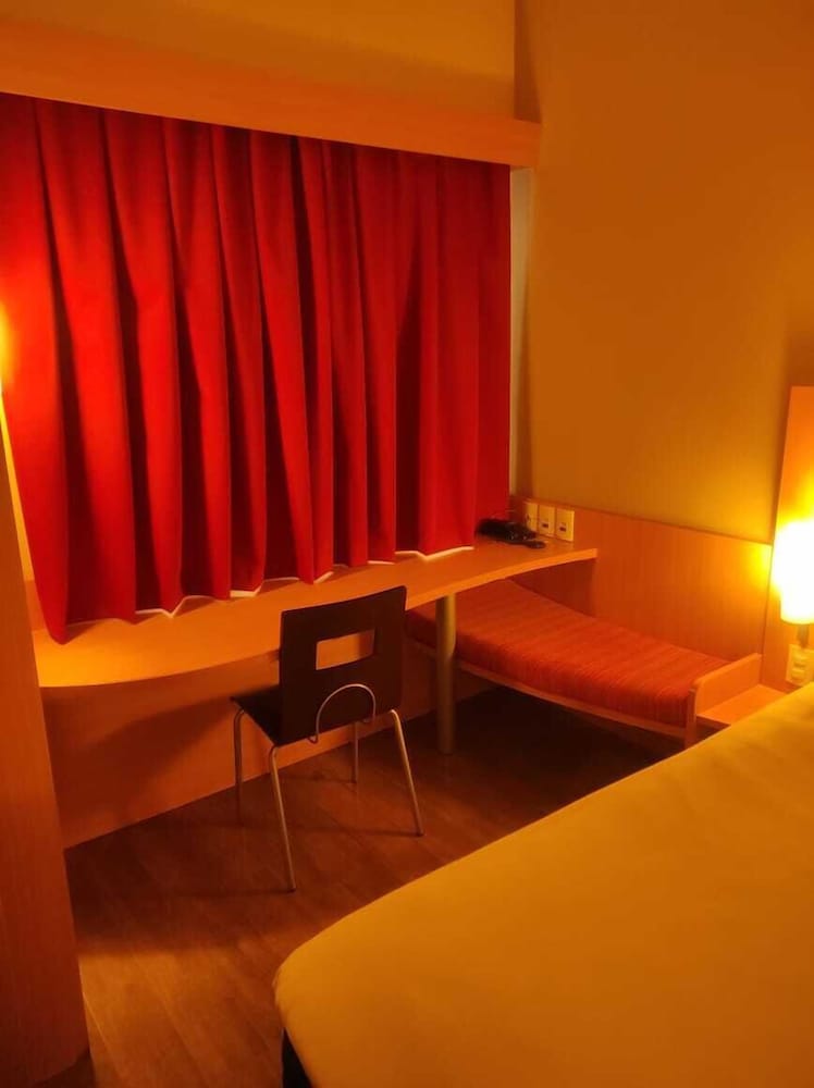 Ibis Presidente Prudente 32/50