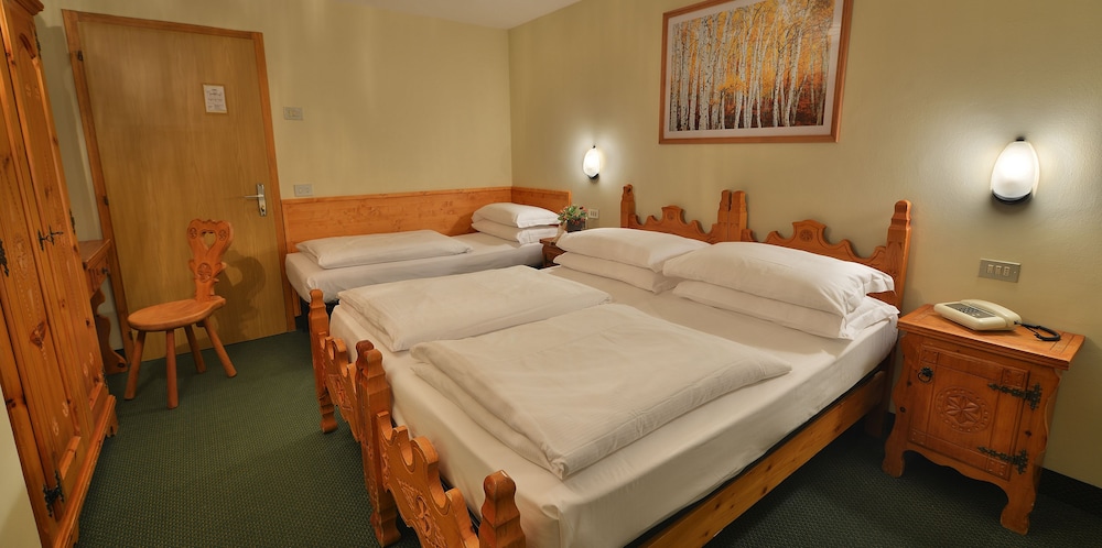 Hotel Loredana 17/65
