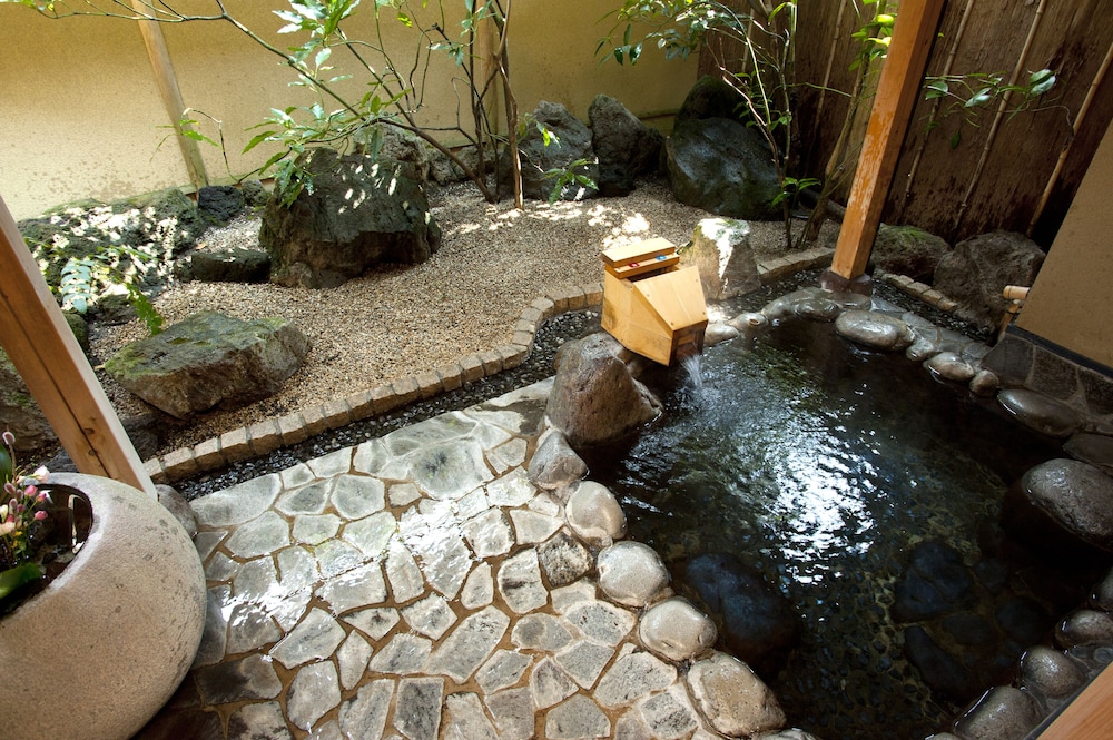 Yufuin Onsen Ryotei Tanokura 24/45