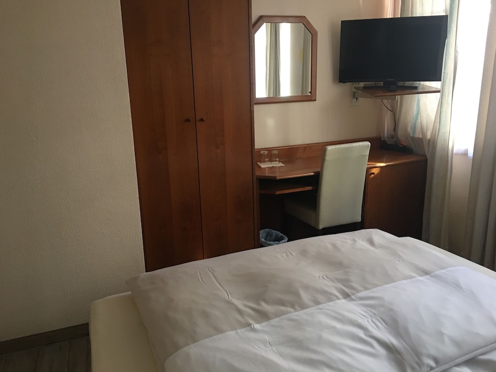 Hotel Alt Düsseldorf 22/34