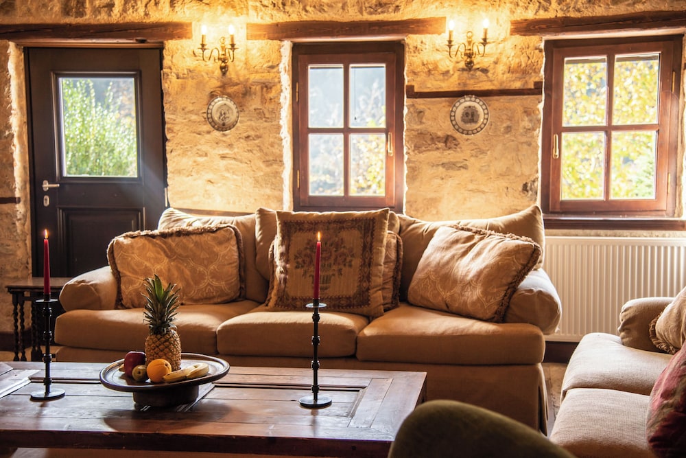 Epoches Luxury Suites 28/50
