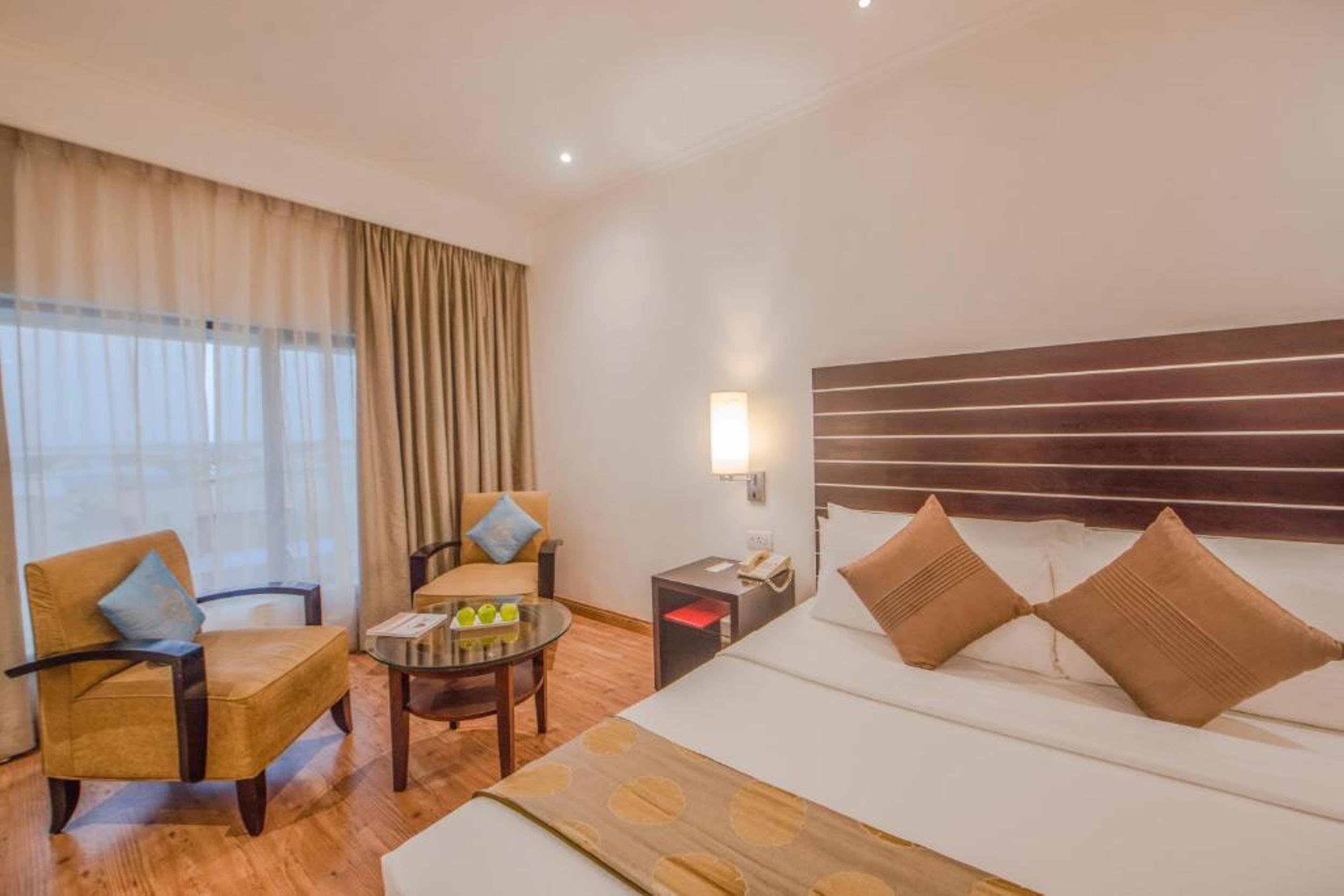 Room at VIVANTA COLOMBO AIRPORT GARDEN, COLOMBO
