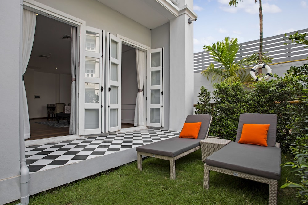 Le Thatluang D’oR Boutique Hotel 63/67