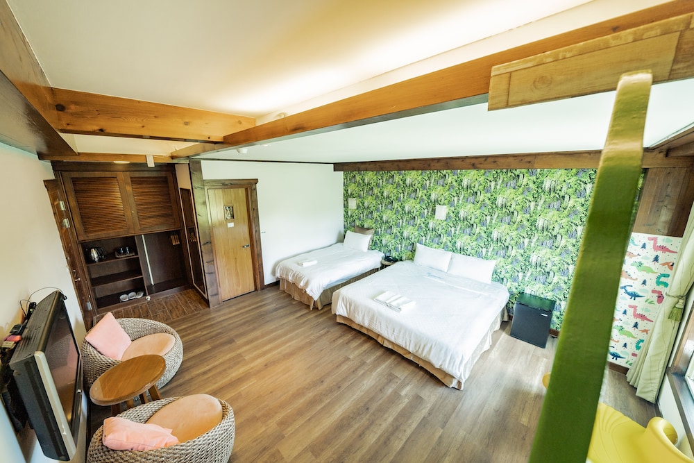 Egmont Resort 19/50