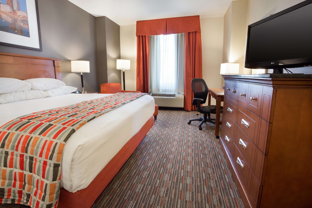 Drury Inn and Suites Columbus Grove City 8/50