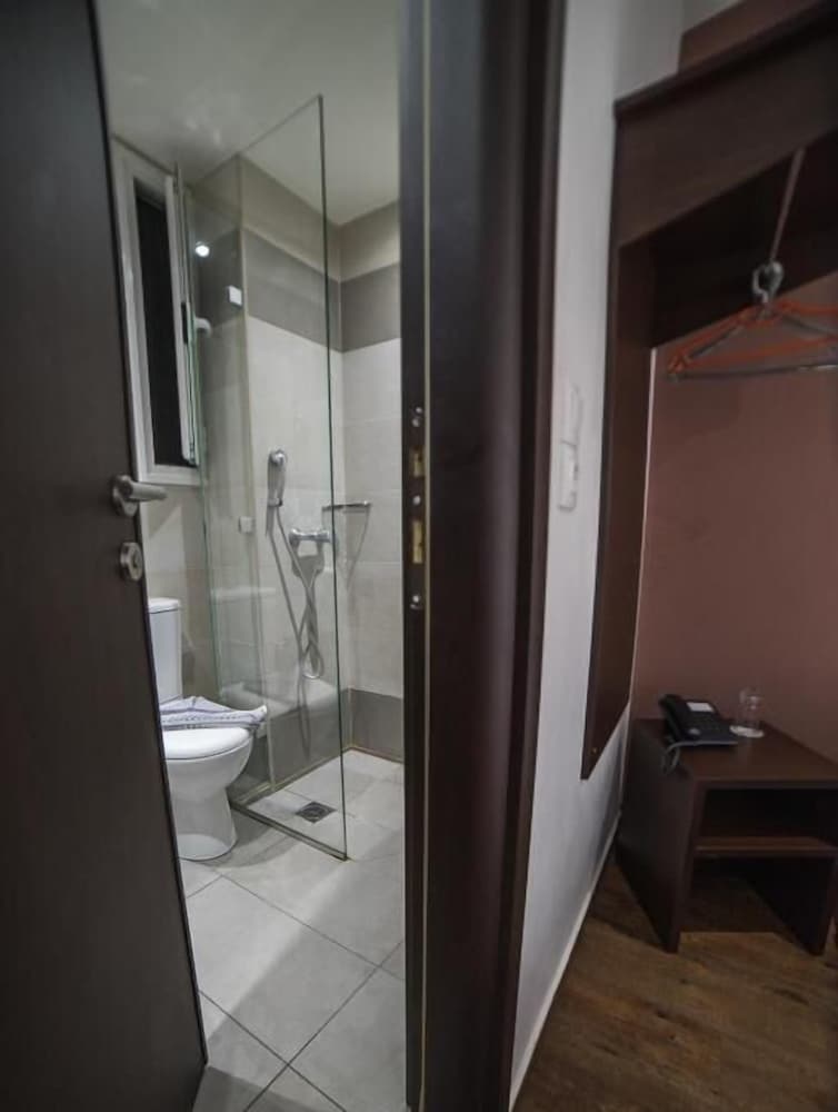 Mansion Hotel 43/45