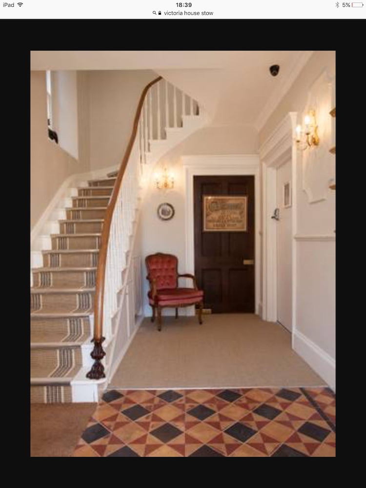 Victoria House Stow 3/31