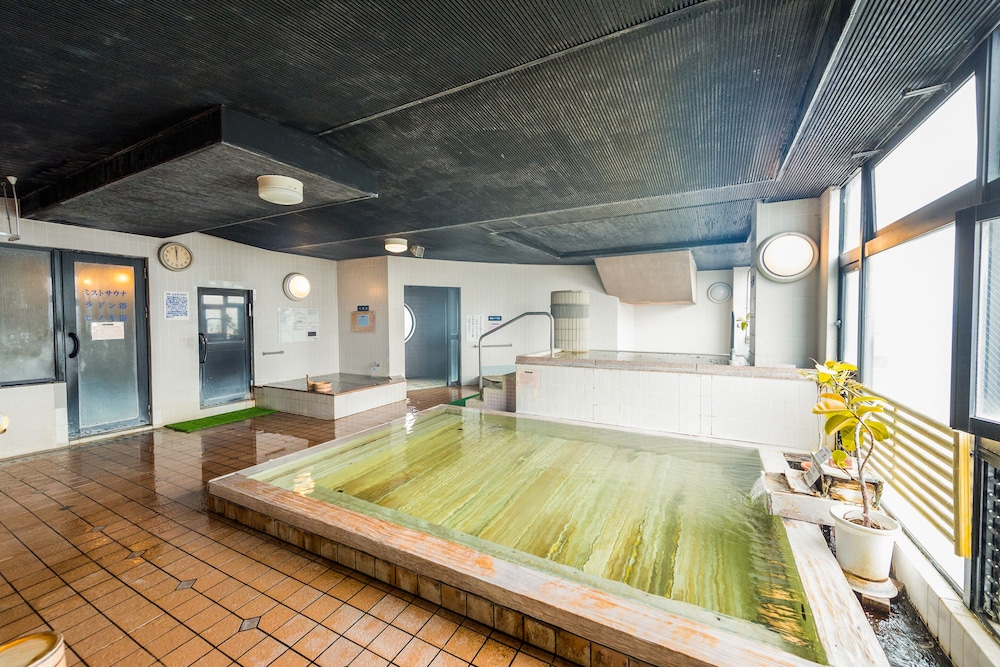 Hotel Livemax Budget Kofu 32/44