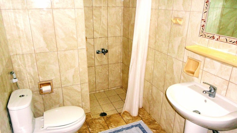 Ibiscus Hotel Malia 58/61