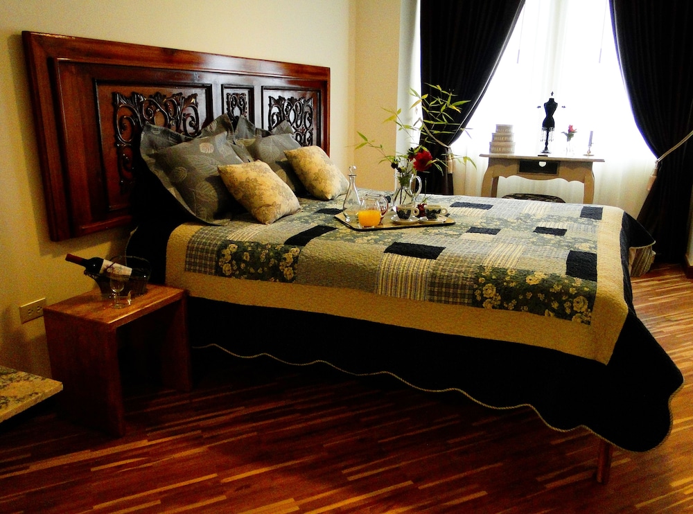 CASA JOAQUIN BOUTIQUE HOTEL 57/74
