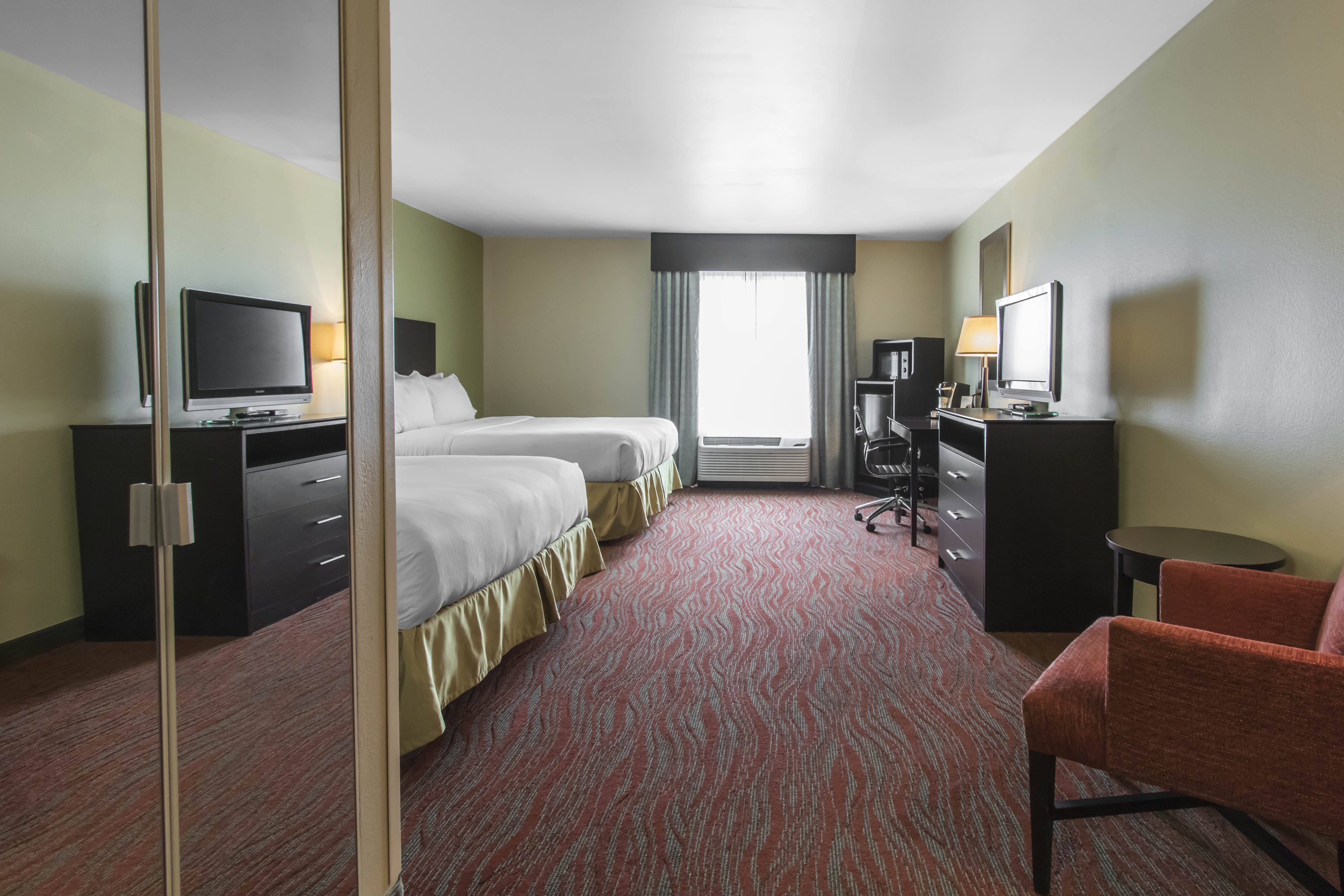 Holiday Inn Express Hotel Suites Cullman 17/38
