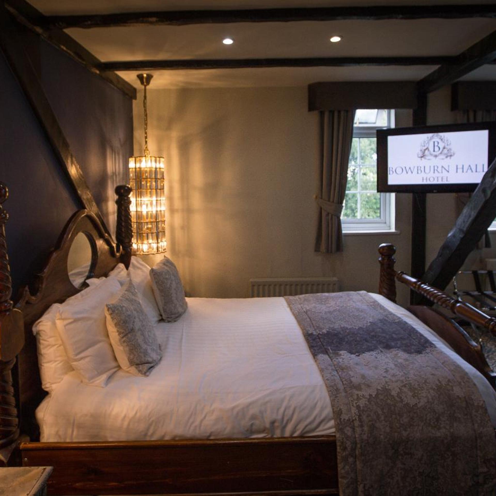 EXECUTIVE, DOUBLE BED