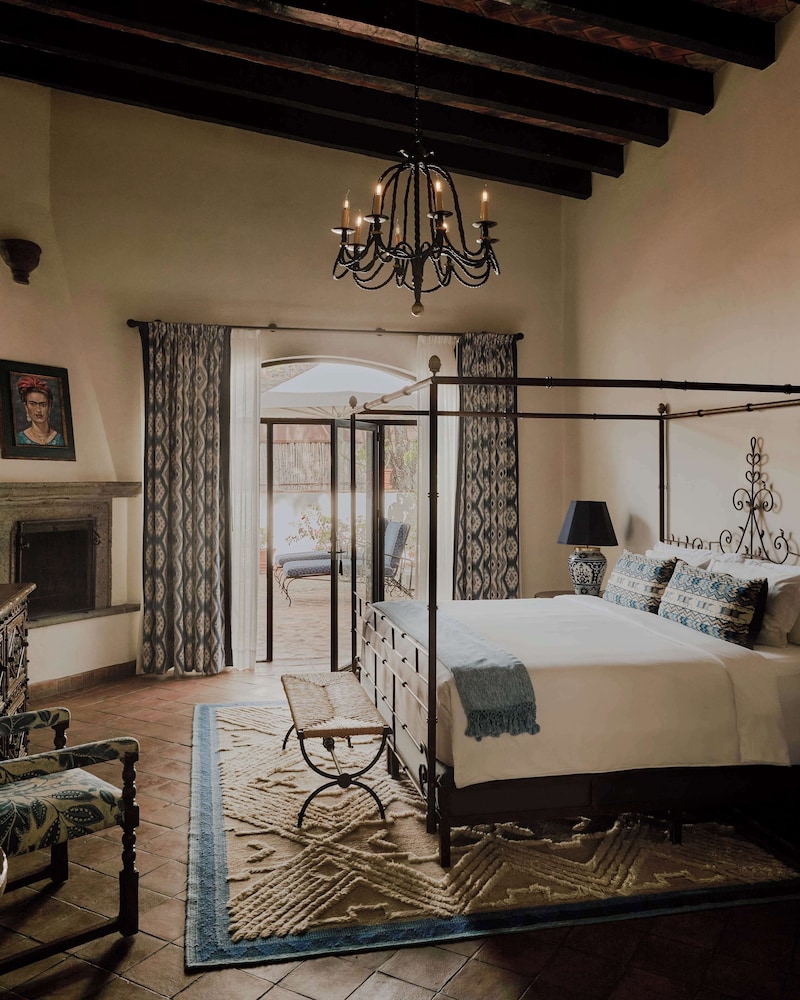 Junior Suite, King Bed