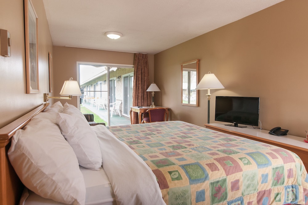 Okanagan Seasons Resort 12/57