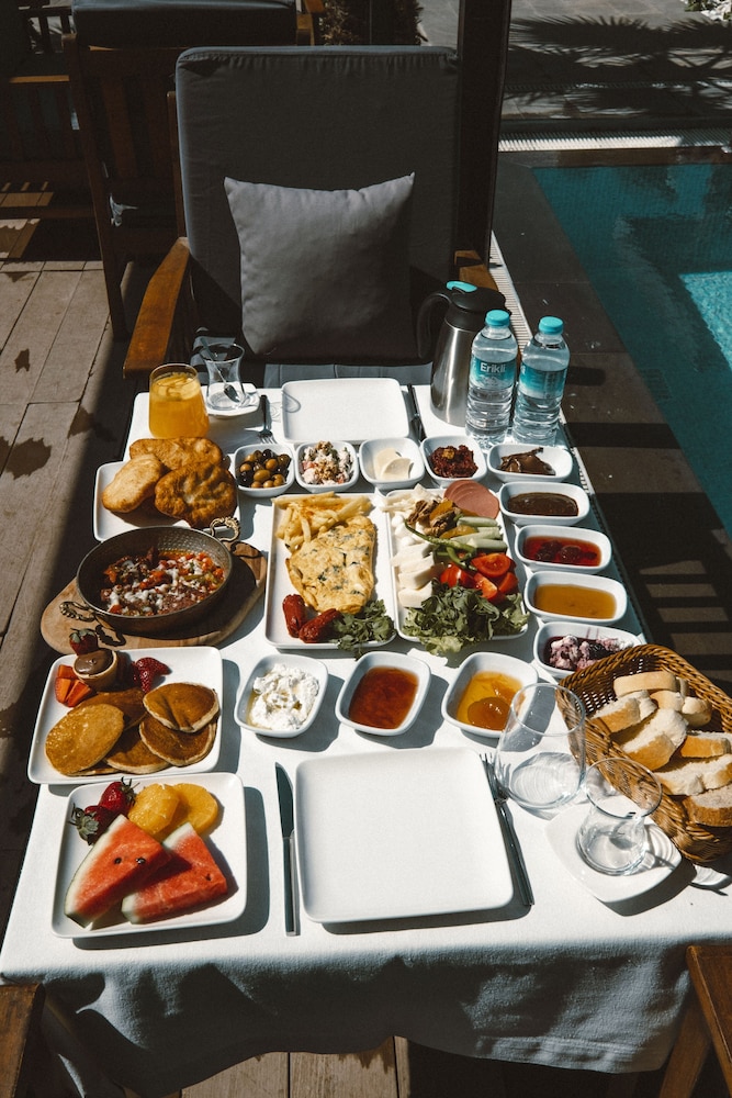 Kosa Otel Çesme 34/50