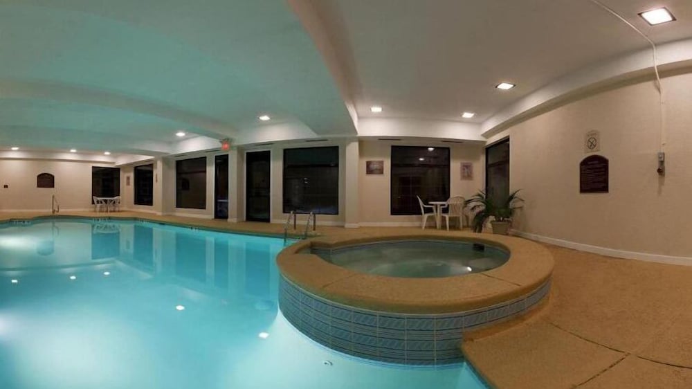 swimming pool spa