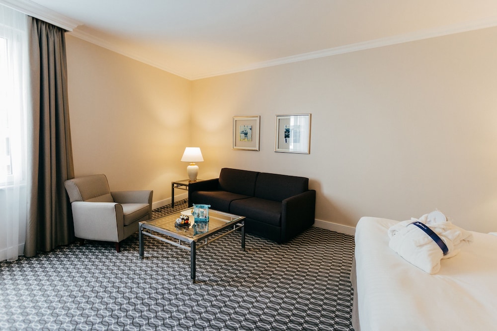 Radisson Blu Carlton 49/73