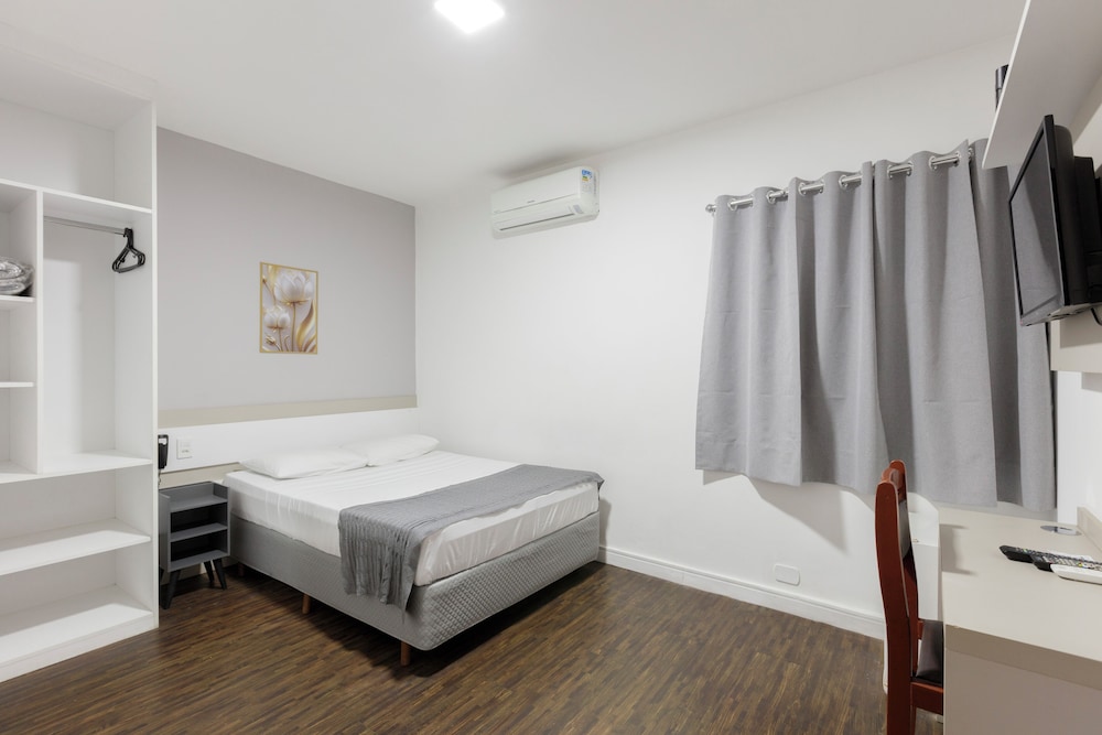 Cardim Plaza Hotel 3/50