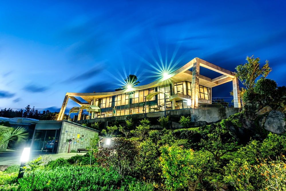 Jeju Bom Museum Stay 5/75