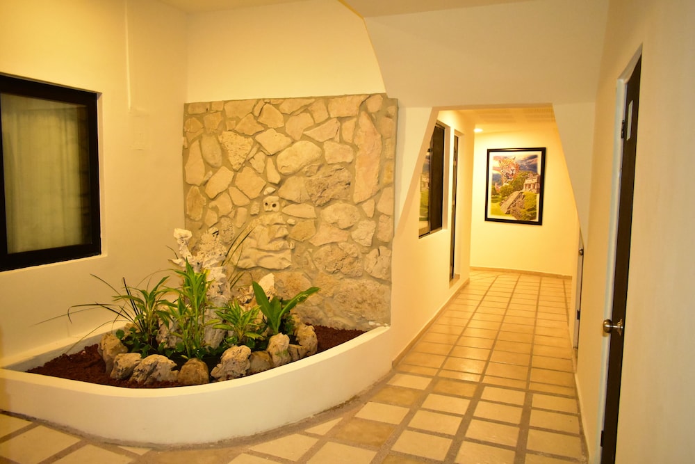 Hotel Maya Tulipanes Palenque 45/71