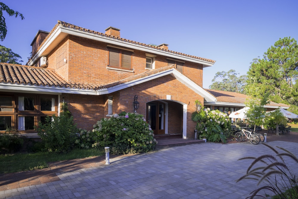 Hosteria del Pescador 44/50