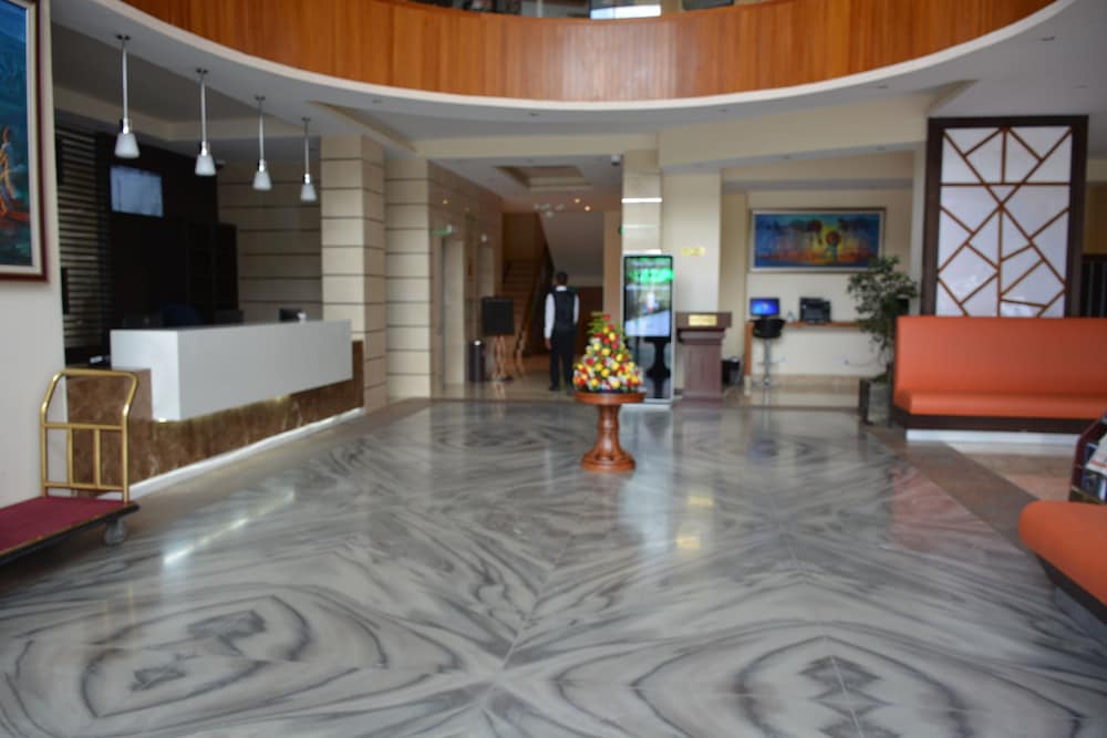 AZZEMAN HOTEL 6/49
