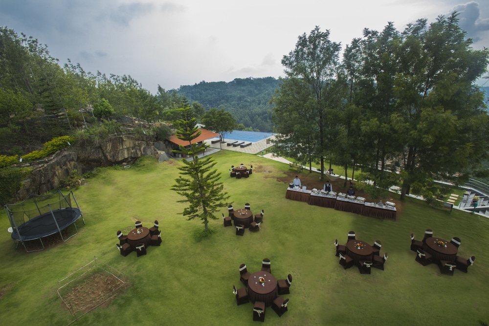GRAND PALACE HOTEL AND SPA 45/50