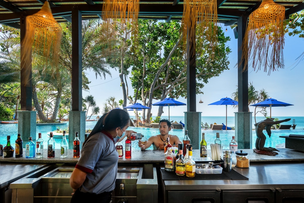 Nirvana Beach Resort and Spa 32/50