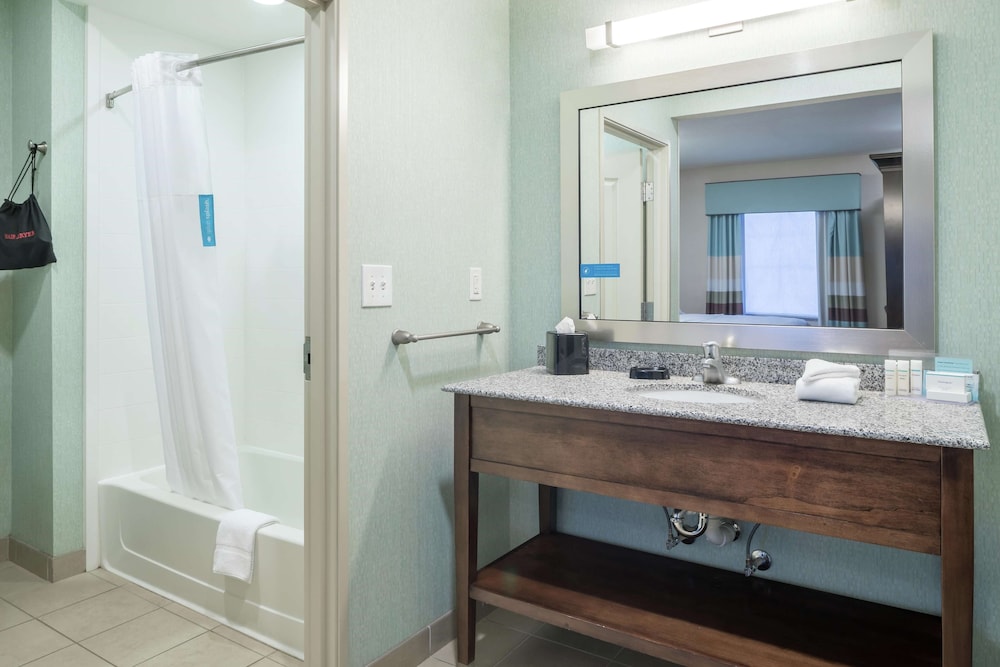 Hampton Inn And Suites Huntsville/Research Park Area 18/65
