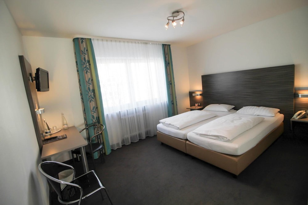 STANDARD, TWIN BEDS